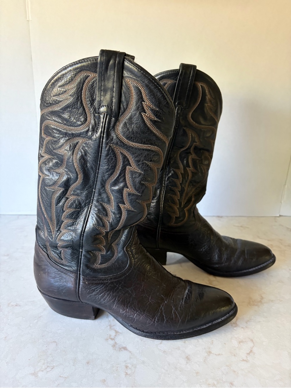 Vintage Tony Lama Bullhide #6171 Western Cowboy Boots Sz. 9.5D Pecan Brown